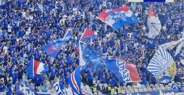 上海申花迎NBA常规赛关键赛,国际比赛日门线救险,话题不断,团队化学反应显著的简单介绍-九游app下载